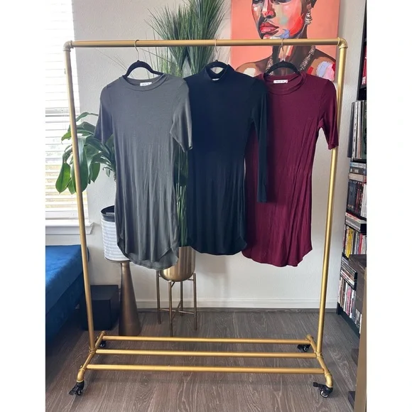 Bundle of 3 Everyday Essential Dresses - Size Large - Picture 6 of 11